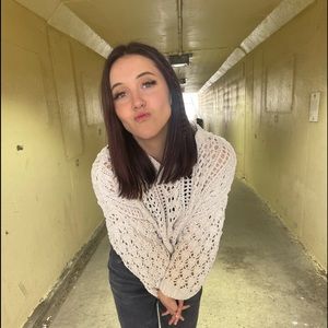 Meet your Posher, Olivia